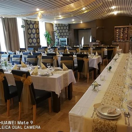 Hotel Dombóvár Dış mekan fotoğraf